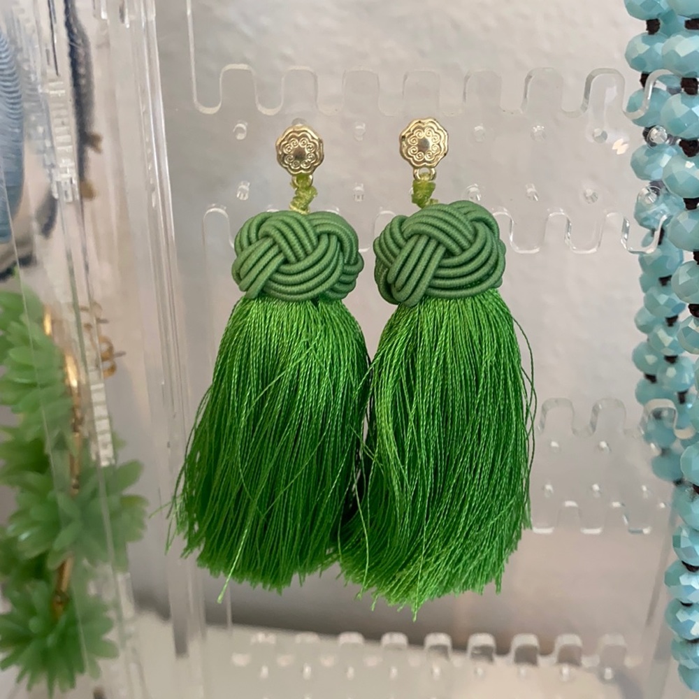 Hart Hagerty topknot earrings